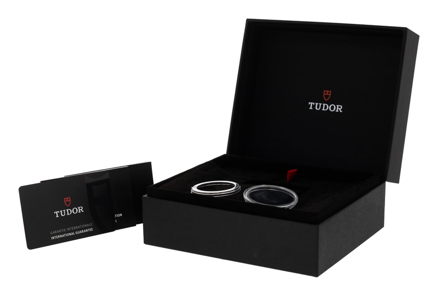 Tudor Black Bay M79733N-0004